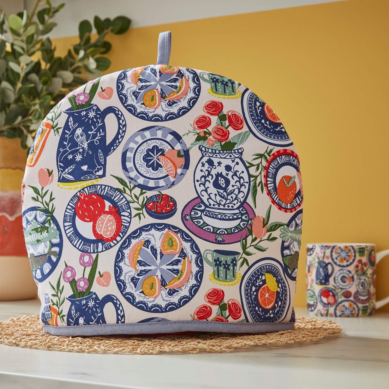 Teehaube von Ulster Weaves, Design 'Mediterranean Plates'