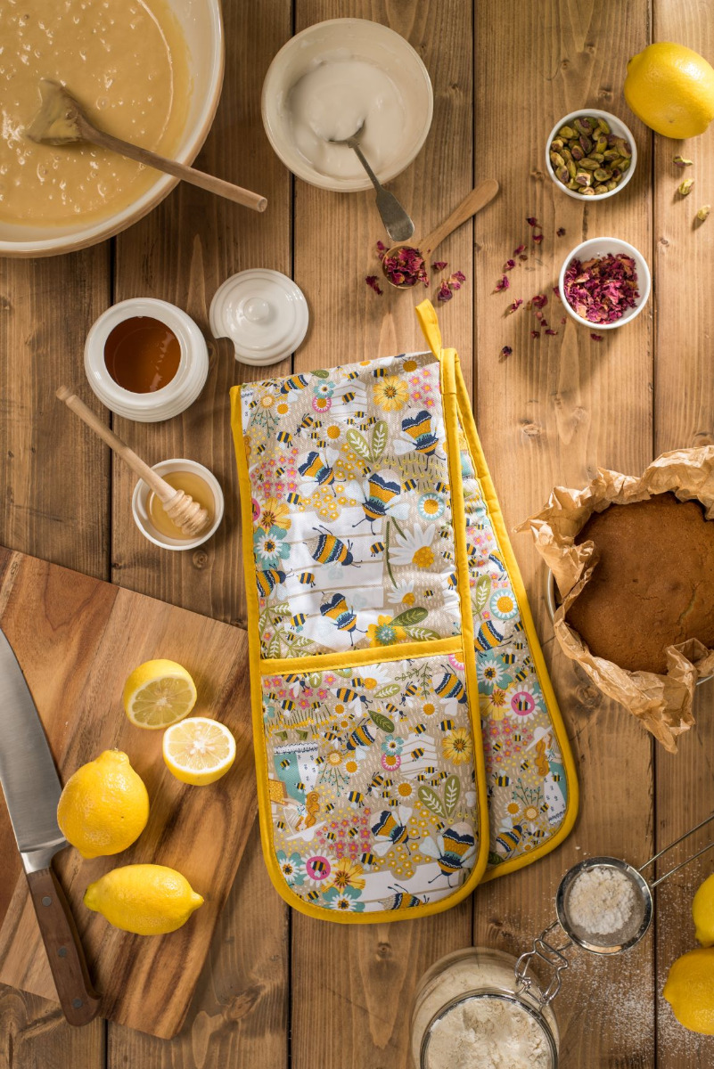 doppelter Ofenhandschuh 'Bee Keeper' von Ulster Weavers