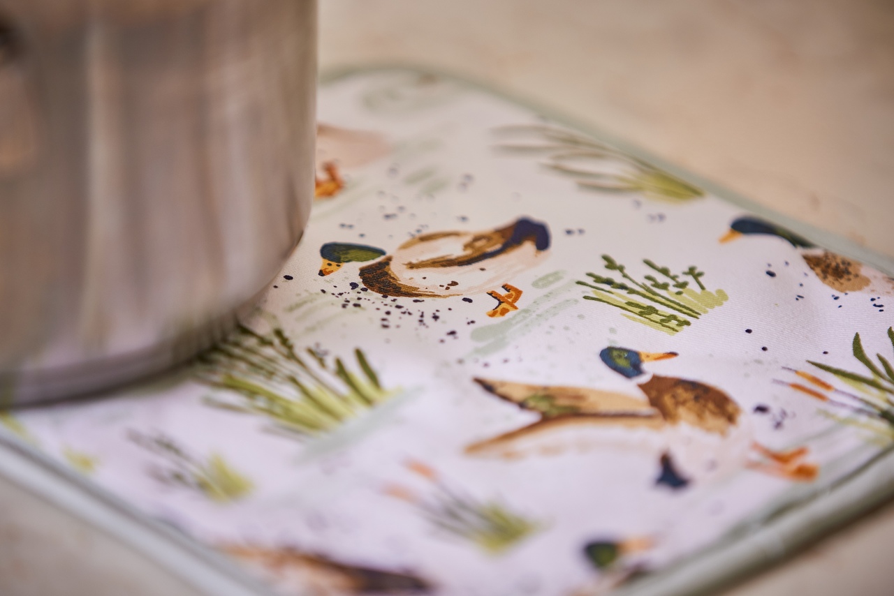 Ulster Weavers Farmhouse Ducks | Pot Mat