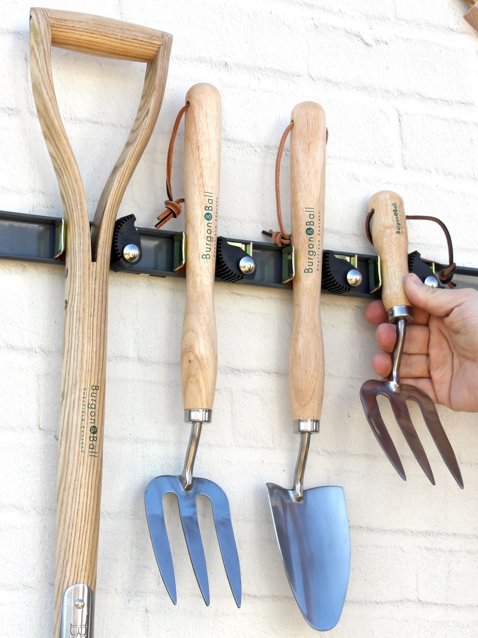 Die Werkzeuge halten sicher und sind einfach zu entnehmen