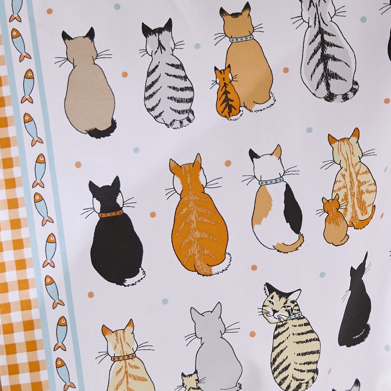 Das Wartende Katzen-Design des Geschirrtuchs im Detail