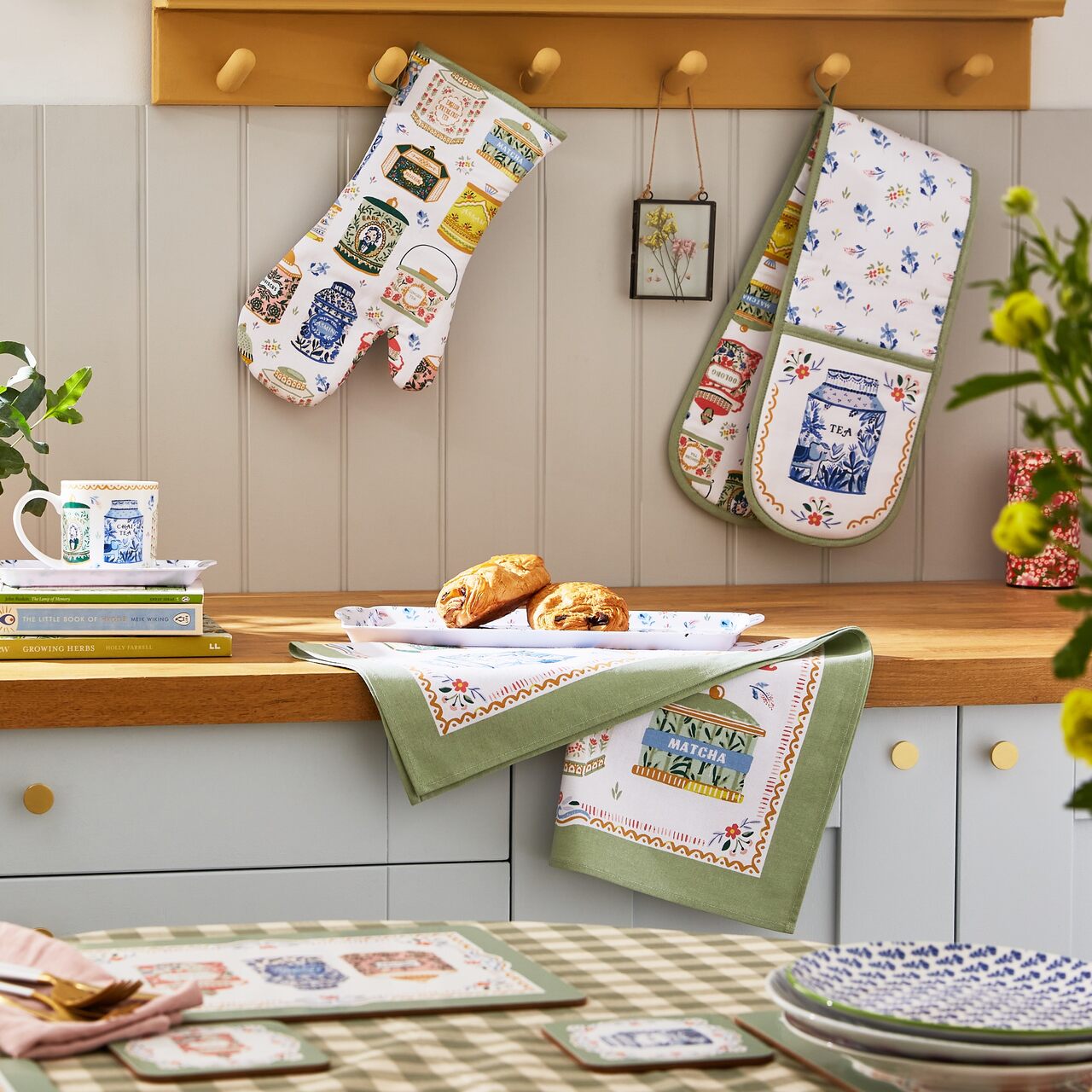 Teil der Ulster Weavers Kollektion Tea Tins - Teedosen