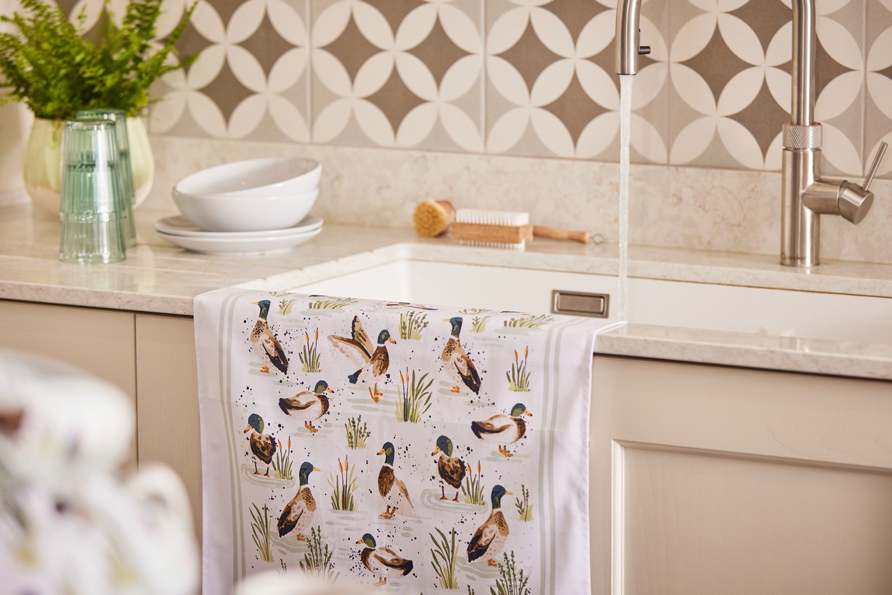 Ulster Weavers Farmhouse Ducks Tea Towel