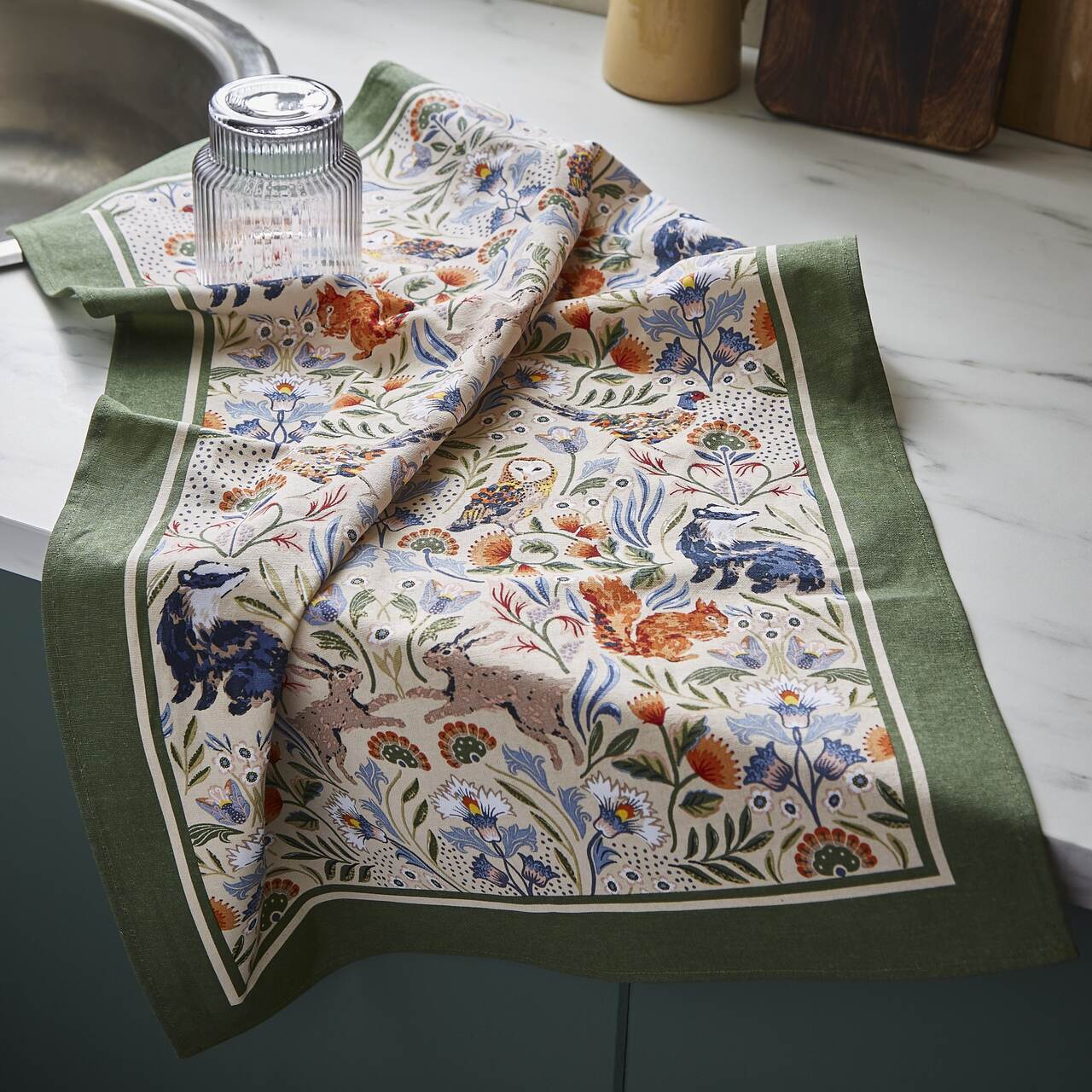 Geschirrtuch Schlehdorn - Blackthorn mit grüner Umrandung | von Ulster Weavers