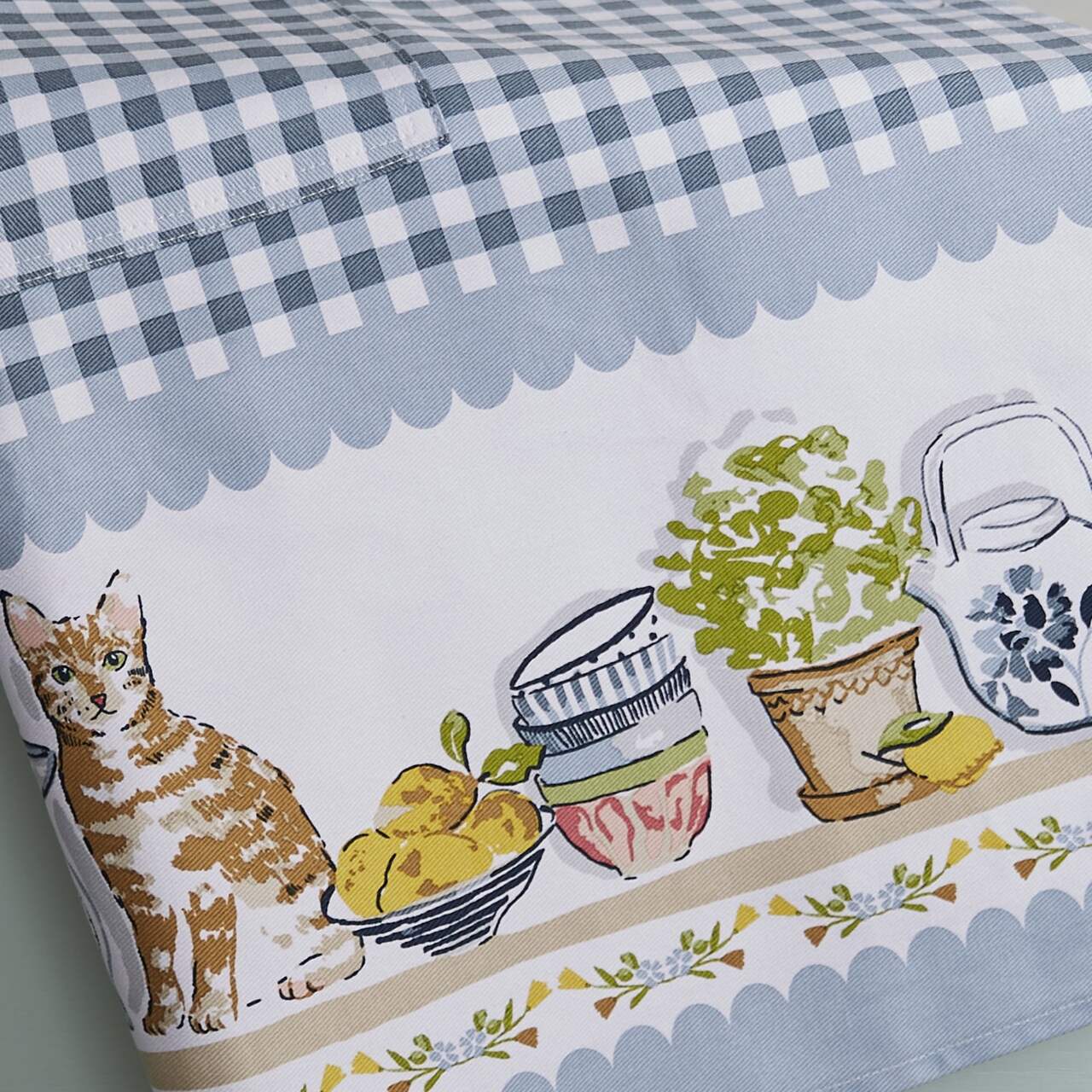 Die Katze in der Speisekammer