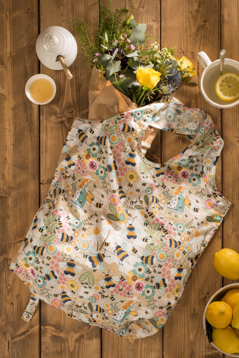 faltbare Einkaufstasche, Design Bienenfreundin, von Ulster Weavers