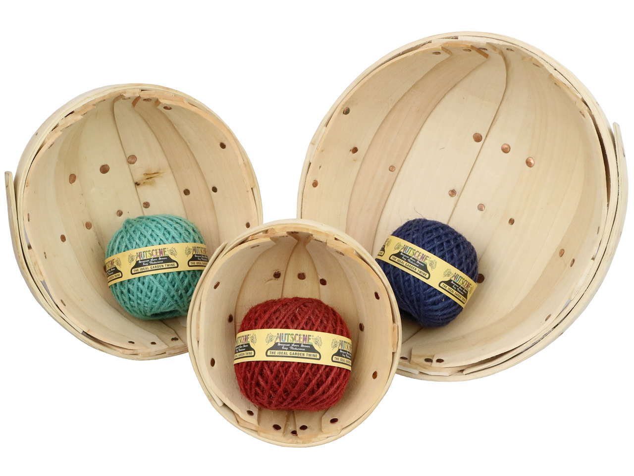 Royal Sussex Obstkörbe | geschält | 3 Größen, mit Nutscene Jute-Ball zum Vergleich