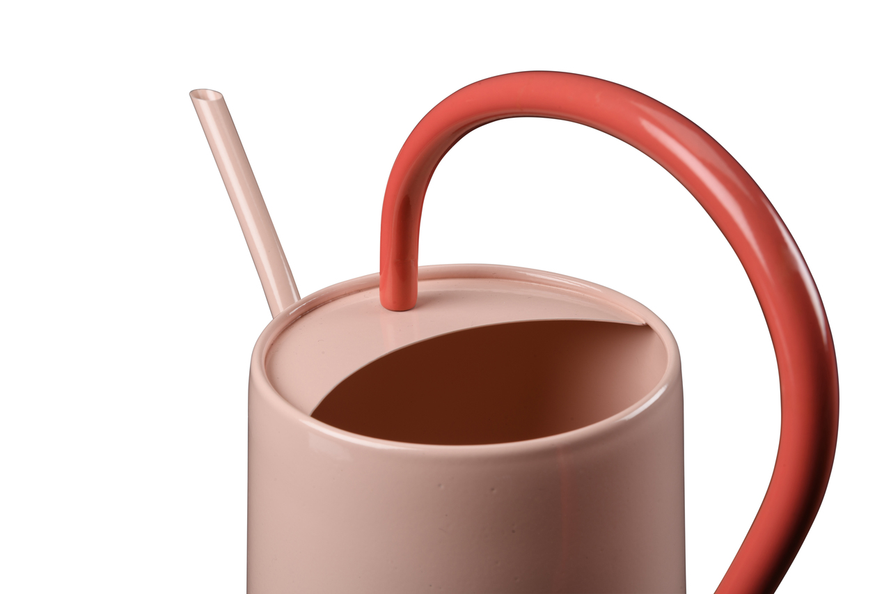 Hellrosa Zimmergießkanne mit dunkelrosa Wellengriff | von oben - mit großer Einfüllöffnung