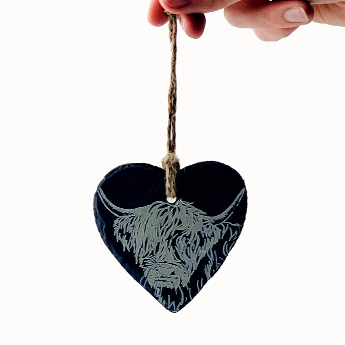 Hänge-Herz aus Schiefer | Motiv Highland Cow | Selbrae House