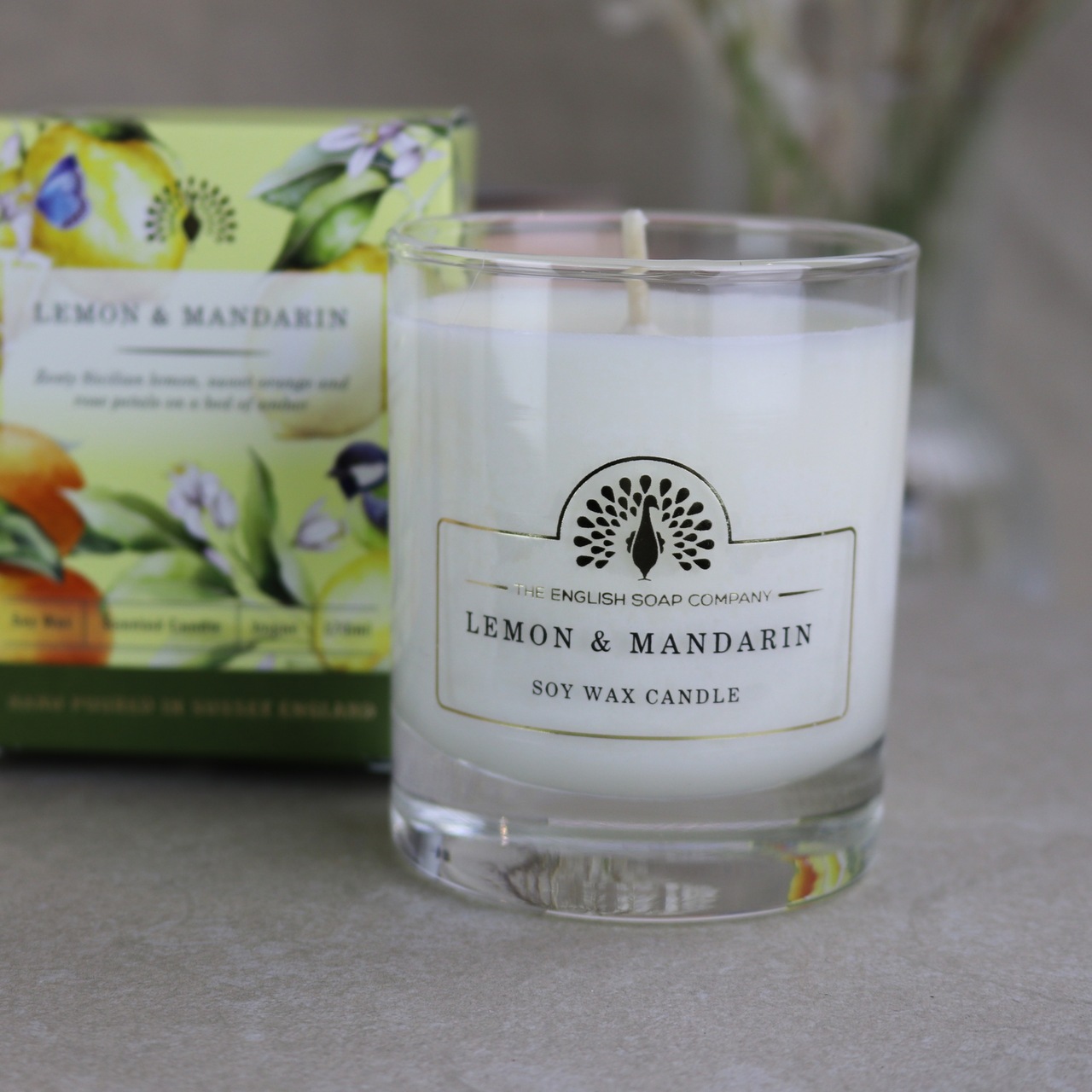 Aromatisch duftend | Duftkerze 'Zitrone & Mandarine' | The English Soap Company