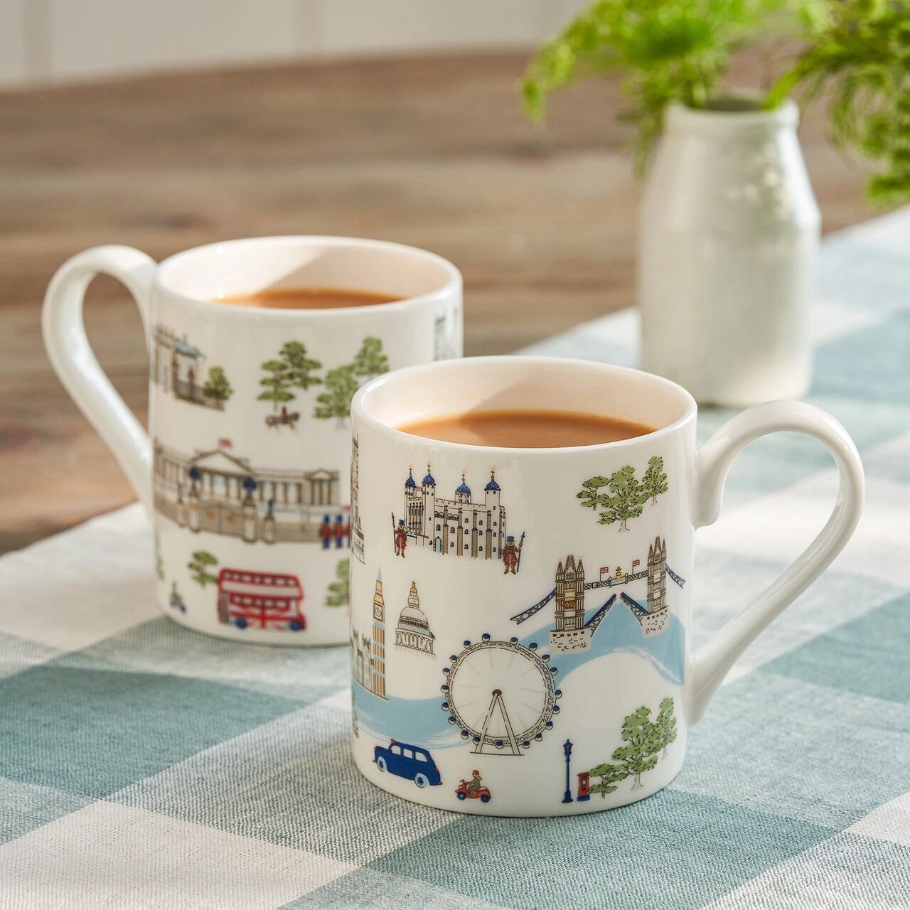London-Tasse in zwei Größen | von Sophie Allport | England