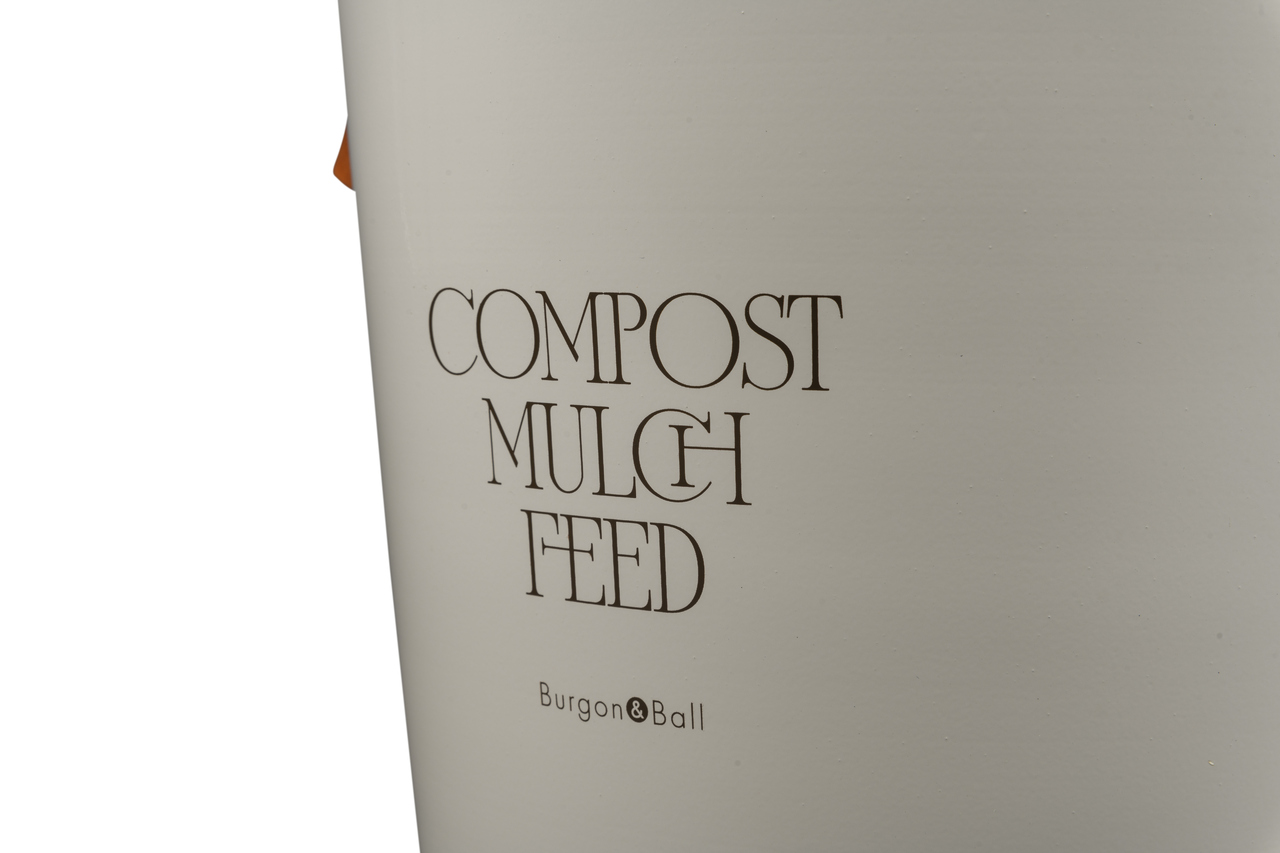 Compost Mulch Feed - Behälter in hellem Beige | aus England | von Burgon & Ball