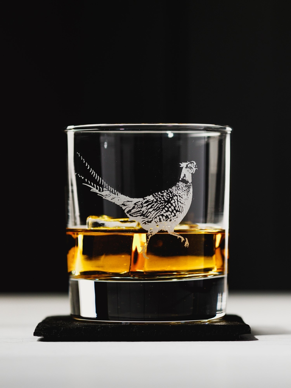 Fasan | Tumbler-Glas mit Schieferuntersetzer