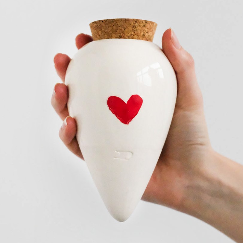 Weiße Olla mit Herz