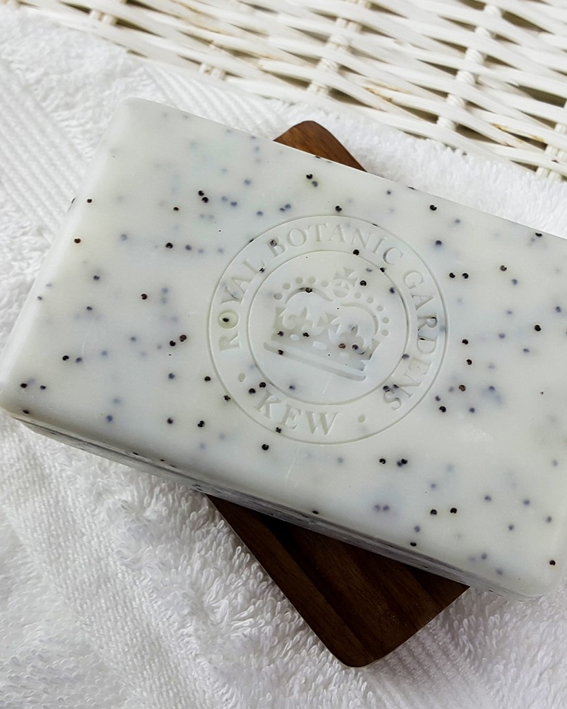 240 g Duftseife | Zitronengras & Limette mit Mohn-Peeling